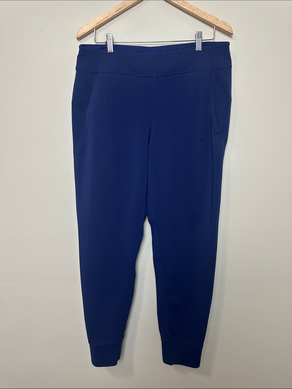 Lululemon Size 14/16